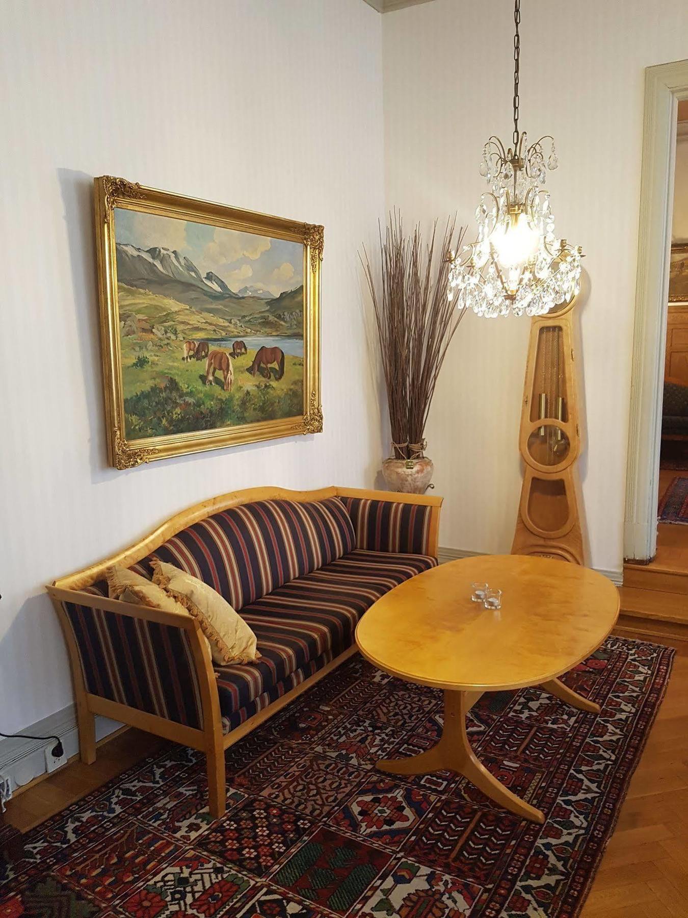 Grand Hotel Hønefoss Buitenkant foto