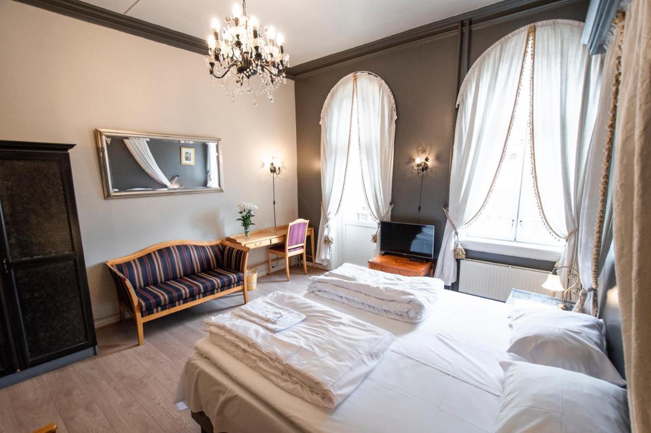 Grand Hotel Hønefoss Buitenkant foto