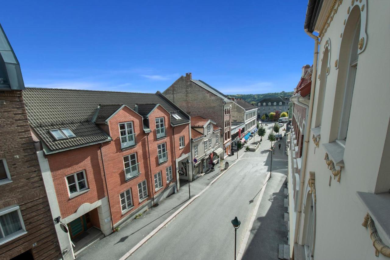 Grand Hotel Hønefoss Buitenkant foto